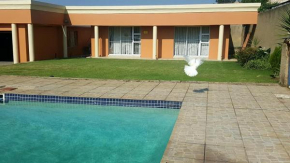 SunSet West Self Catering Maraisburg Roodepoort